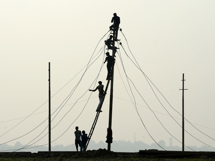 Contrast India: real everyday life of the country