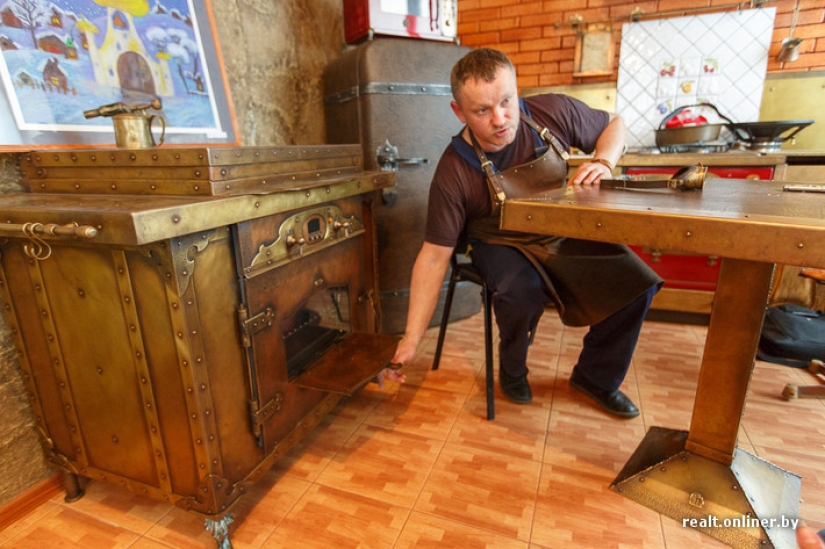 Copper craftsman: Minsk resident creates amazing things in steampunk style