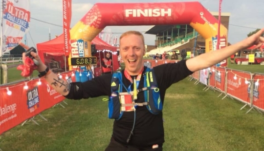 "Correr me salvó de los pensamientos suicidas": un británico con una forma clínica de depresión HUYÓ de los problemas