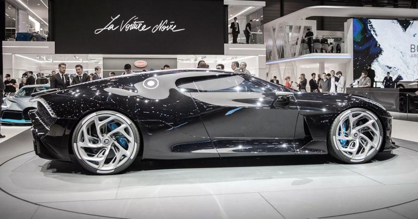Cristiano Ronaldo compró el coche más caro del mundo — Bugatti La Voiture Noire
