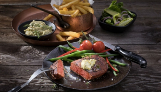 Cuando un vegano quiere carne: en Europa hoy en día, comienzan las ventas de filetes de verduras que no se pueden distinguir de los reales