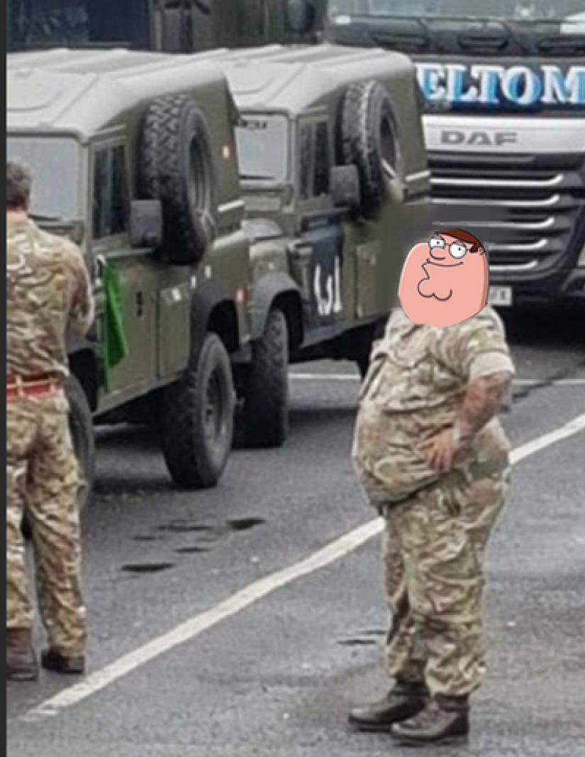 "Cuanto más anchos son nuestros hocicos, más ajustadas son nuestras filas": los militares británicos son obesos
