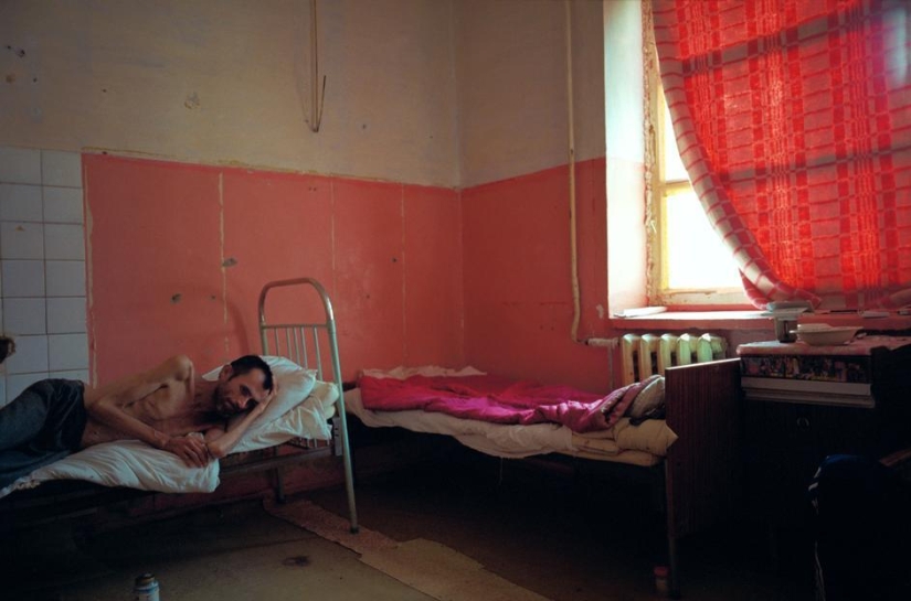 Dagestan, 2000, photograph by Thomas Dvorak