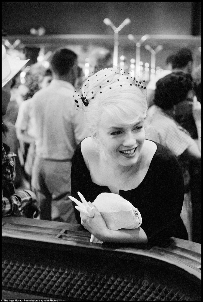 Delicious photos of icons of the XX century style from Inge Morat