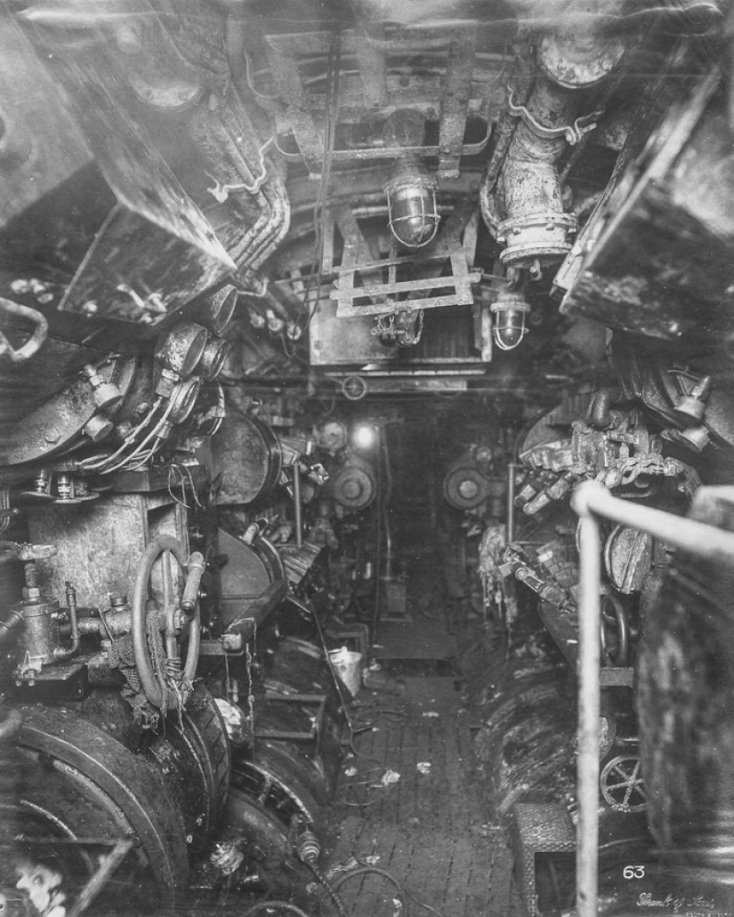 Dentro de un submarino alemán de la Primera Guerra Mundial
