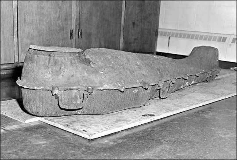 Died of smallpox in 1851: the identity of the girl buried in an iron coffin in New York is established
