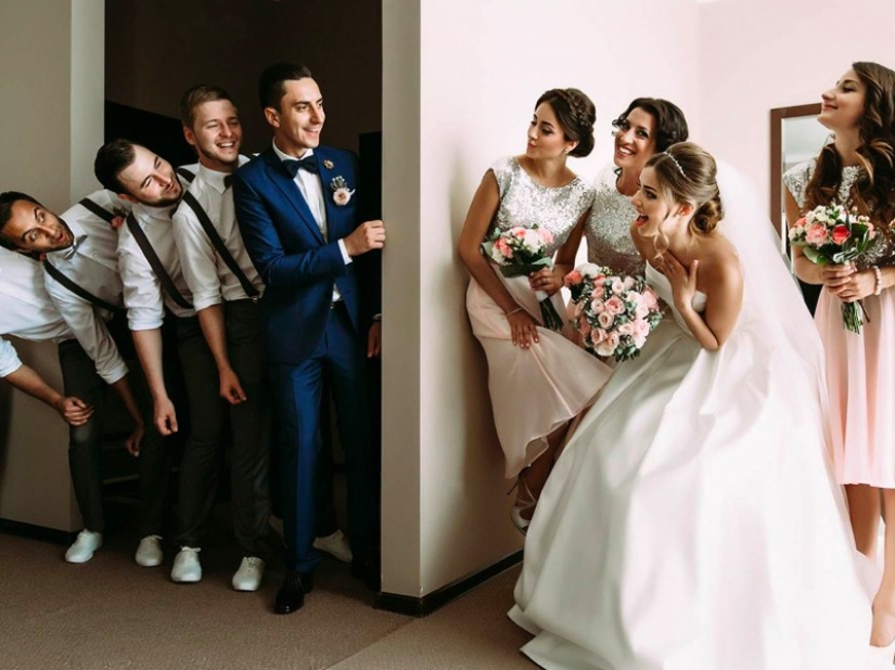 Divertidas fotos de boda con la participación de los amigos del novio.