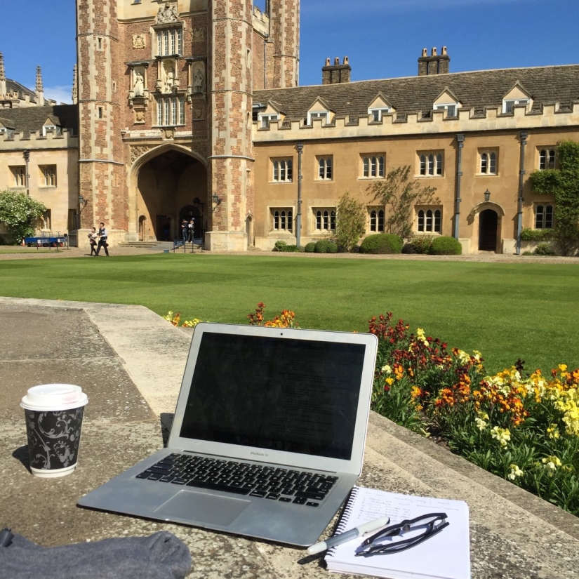 Doing homework at the fountain of the XIV century: one day in the life of a Cambridge student