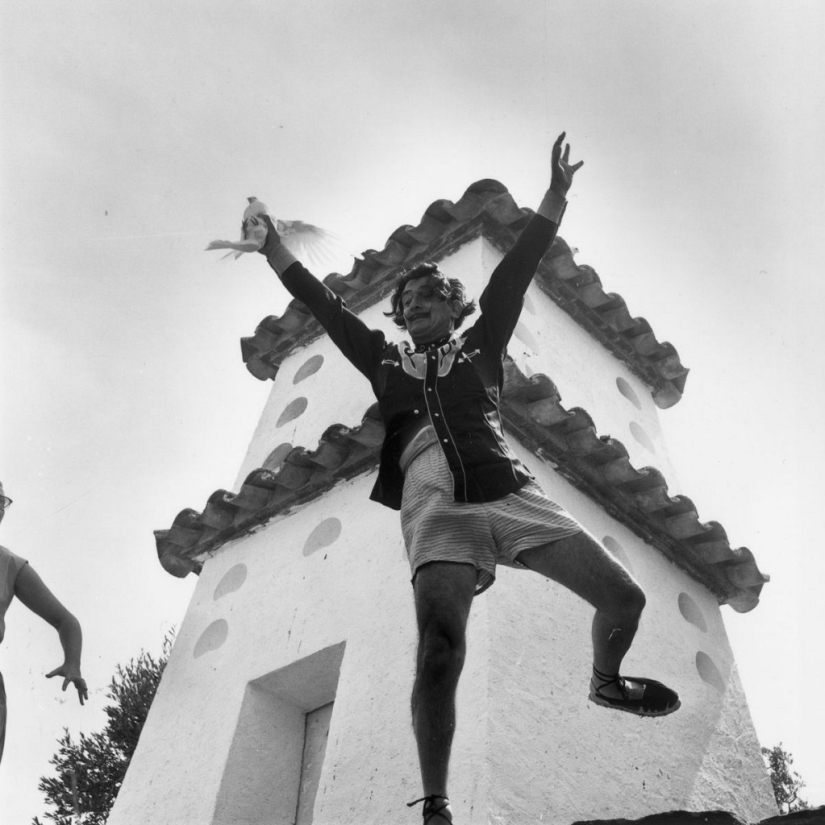 Domestic madness: in his own villa, Salvador Dali was especially not shy of anyone