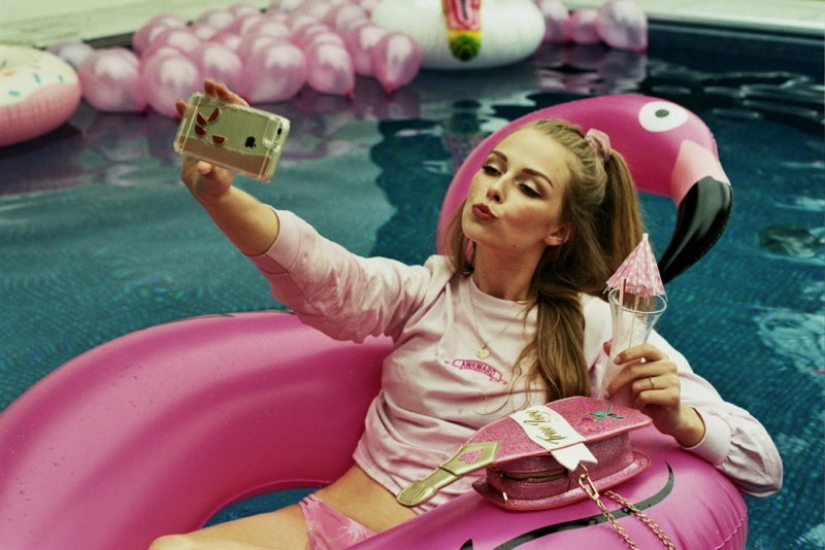 dream-job-resorts-in-mexico-need-an-ambassador-in-social-networks