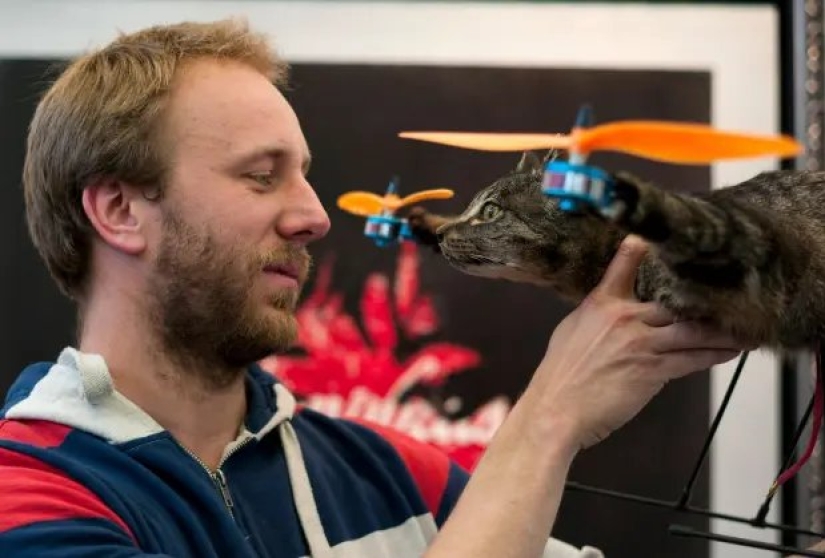 Drones de animales muertos — una extraña startup de los Países Bajos