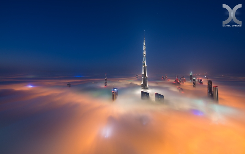 Dubái envuelto en niebla