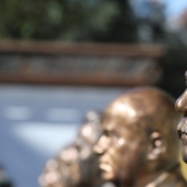 El 140 aniversario de Stalin reunirá a DJ y funcionarios en la plaza Novosibirsk