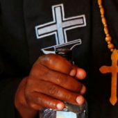 "¡El alcohol no tiene nada de malo!": cómo se celebran los servicios en una iglesia para borrachos