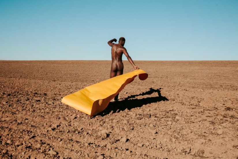 El fotógrafo Michael Oliver Love: una nueva mirada a la sexualidad y el juego de contrastes