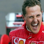 El legendario piloto Michael Schumacher salió de un coma