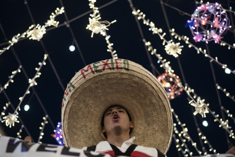 "El lugar de atracción es Nikolskaya": cómo se ve la calle más futbolística de Rusia durante el Mundial 2018