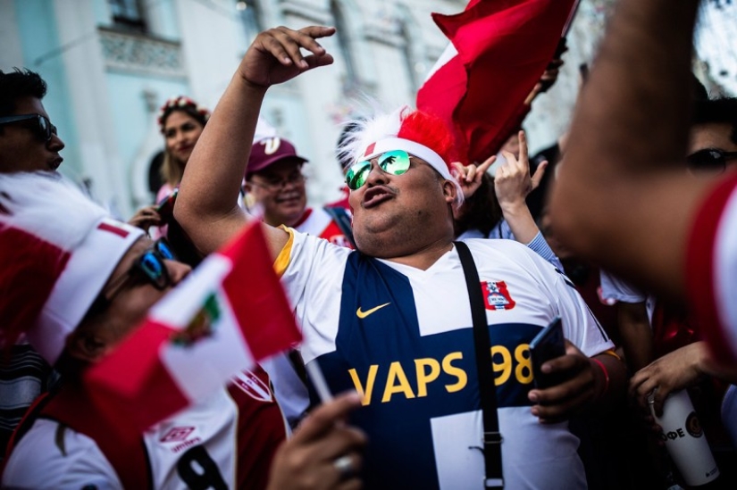 "El lugar de atracción es Nikolskaya": cómo se ve la calle más futbolística de Rusia durante el Mundial 2018