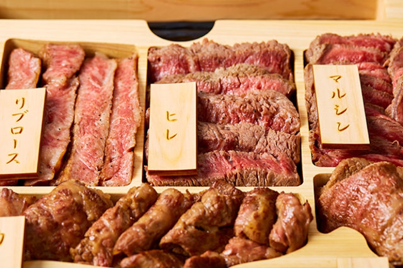 El mejor regalo para los verdaderos amantes de la carne: bento con ternera marmoleada de primera calidad de Japón