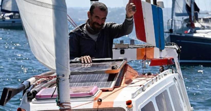 El navegante francés ha estado en la carretera durante tres años y se perdió la pandemia