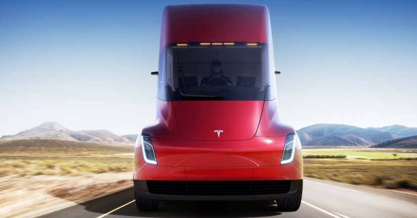 El primer video de la aceleración de un camión de rayos de Tesla apareció en la red
