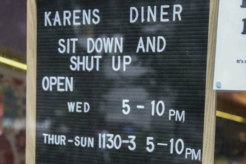 El restaurante Karen's Diner es un establecimiento grosero para aquellos que están cansados del servicio perfecto