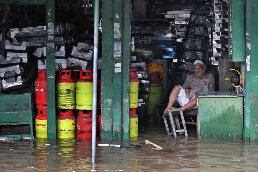 El sur de Asia sufre las peores inundaciones en una década, pero nadie habla de ello