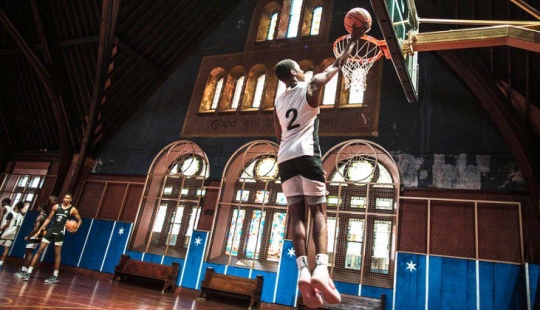 El" Templo del Baloncesto " se inauguró en Chicago