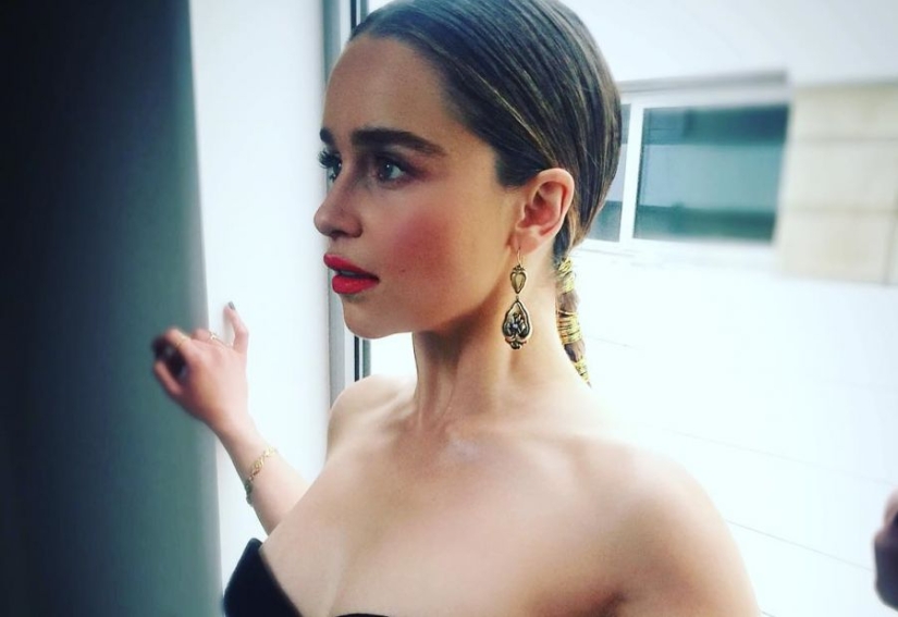 Emilia Clarke told how she suffered a stroke between the filming of "Game of Thrones"