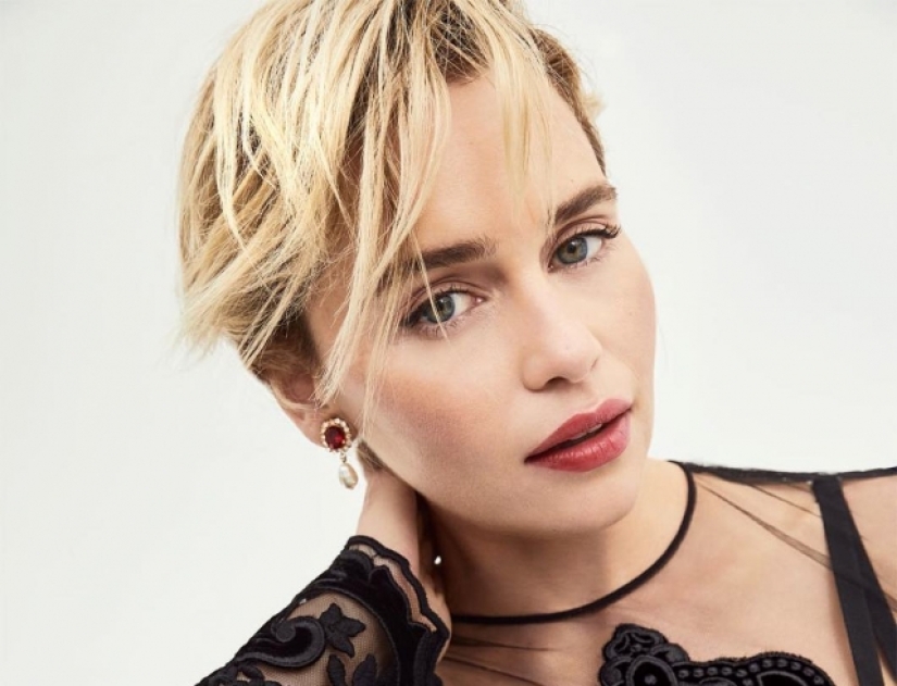 Emilia Clarke told how she suffered a stroke between the filming of "Game of Thrones"