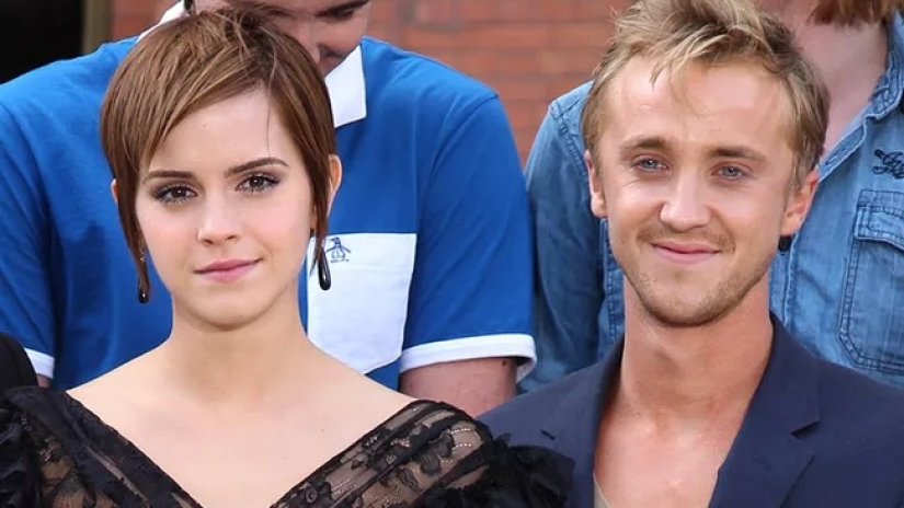 Emma+Tom =love? The actors of "Harry Potter" shared an intimate photo from a joint vacation