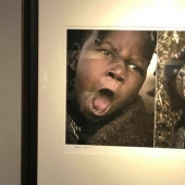 En China, se cerró una exposición fotográfica, donde los africanos fueron comparados con animales salvajes