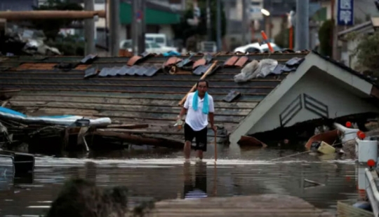 En Japón, más de 100 personas murieron debido a las fuertes lluvias que no terminan