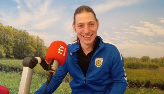 En los Países Bajos, a un hombre transgénero de 31 años se le permitió ducharse con niñas En los Países Bajos, a un hombre transgénero de 31 años se le permitió ducharse con niñas