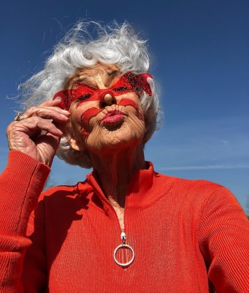 encendedor de abuelita de 91 años Helen Ruth van Winkle, o Cómo cumplir con la vejez