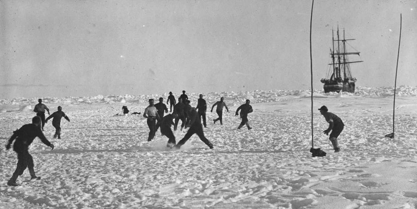 "Endurance", or the story of the survival of 28 people among the Antarctic ice in 1914-1916