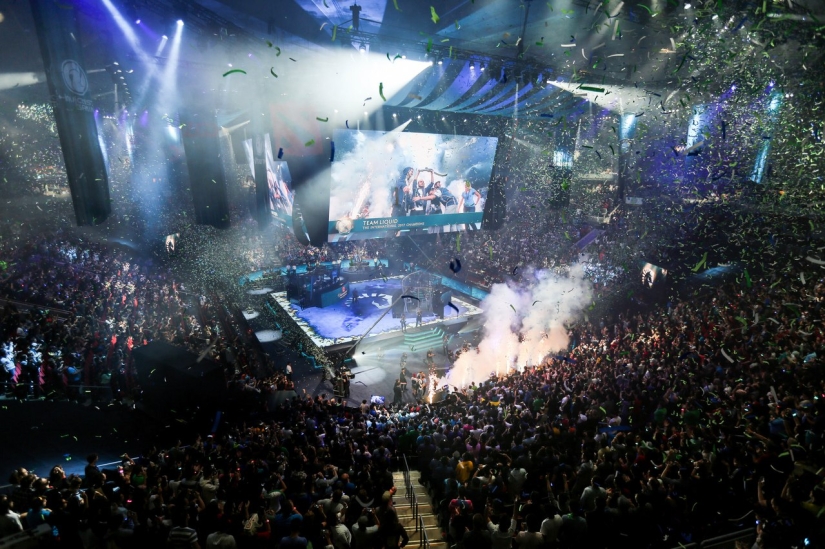 Esports is walking the planet: from marginal fun to the dream of millions
