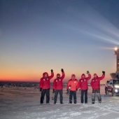 Establece récords y toca un rompehielos nuclear: una expedición rusa conquistó el Ártico