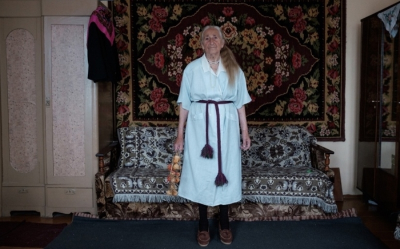 Faith and fashion: stylish outfits of a 91-year-old grandmother from Belarus