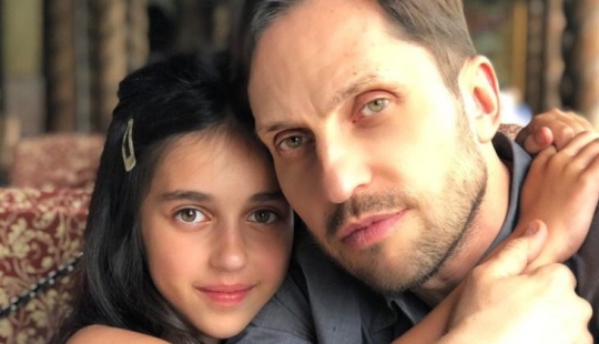 Famosos padres rusos y hermosas hijas como ellos Famosos padres rusos y hermosas hijas como ellos