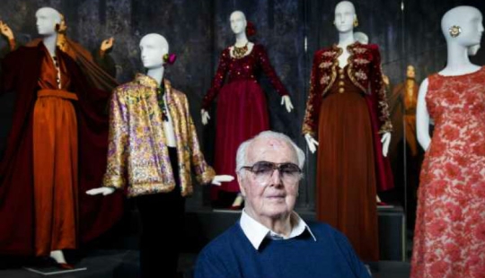 Fashion designer Hubert de Givenchy has died