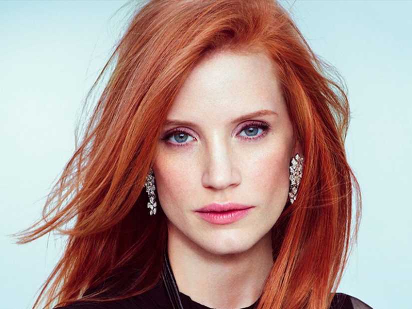 Fire beauties! Red-haired actresses and models