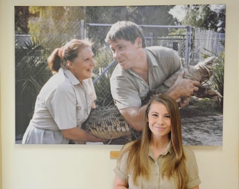 Fires in Australia: the family of famous animal rights activist Irwin saves animals from death
