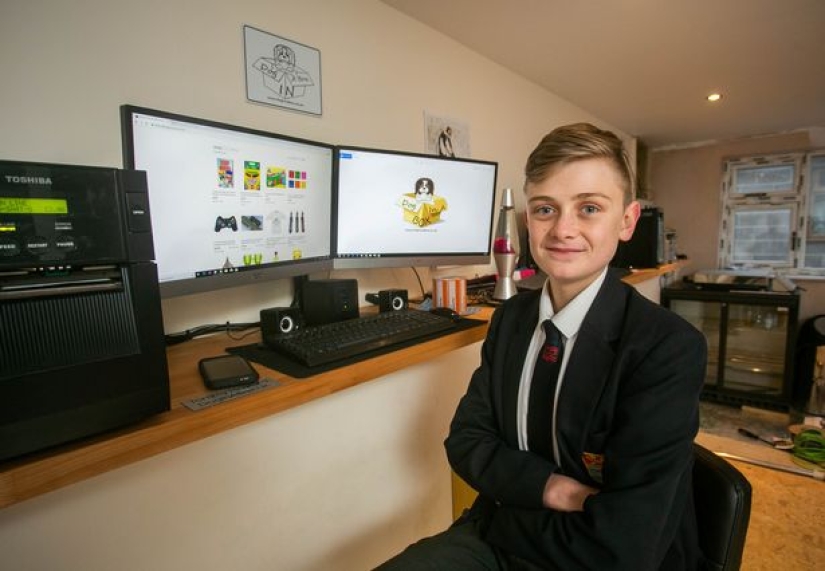 Following in the footsteps of millionaires: a 14-year-old schoolboy earns a tidy sum on eBay