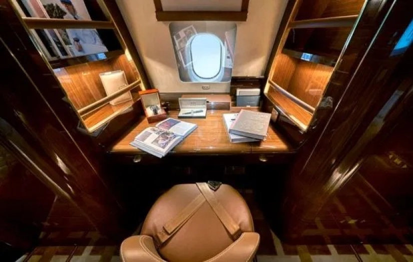 For high-flying birds: what the new luxury private jet for 17 passengers looks like from the inside
