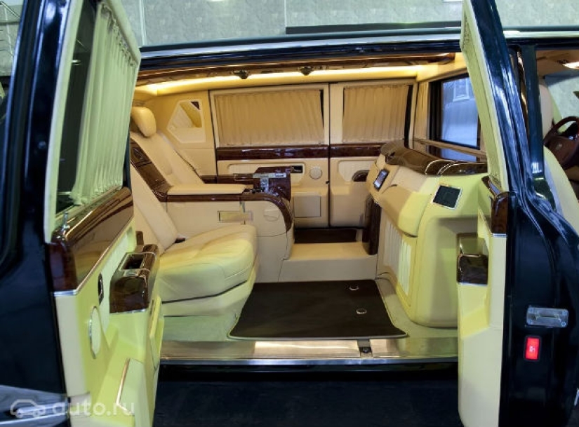 For sale is a ZIL limousine for 70 million rubles, which Putin did not like