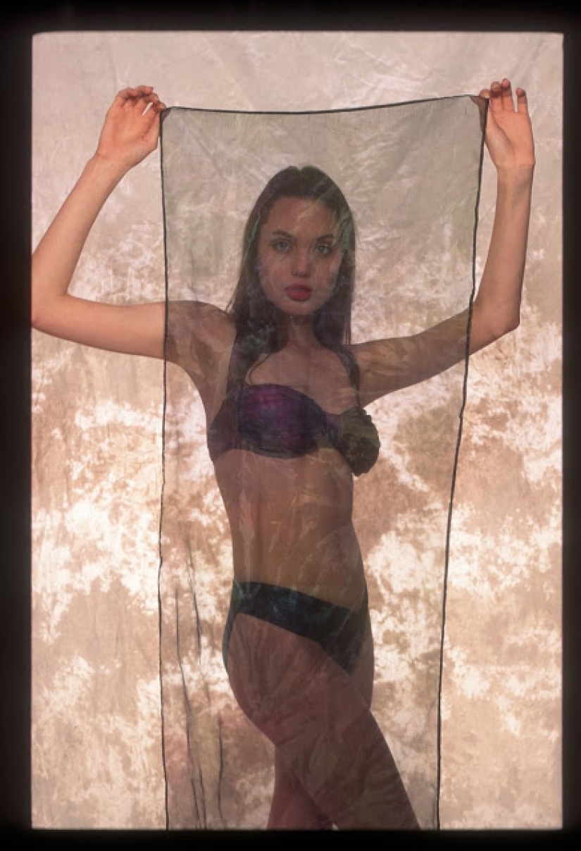 Fotos raras de una sesión de fotos de Angelina Jolie de 16 años en ropa interior