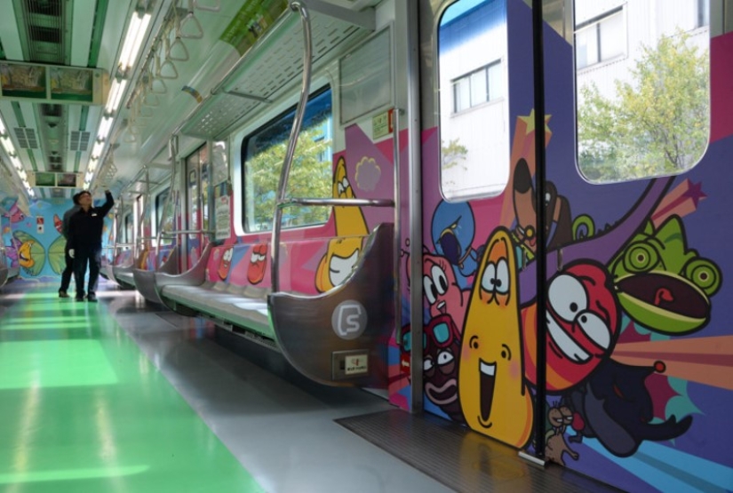 From Seoul to Tehran: the look of the subway cars in different countries