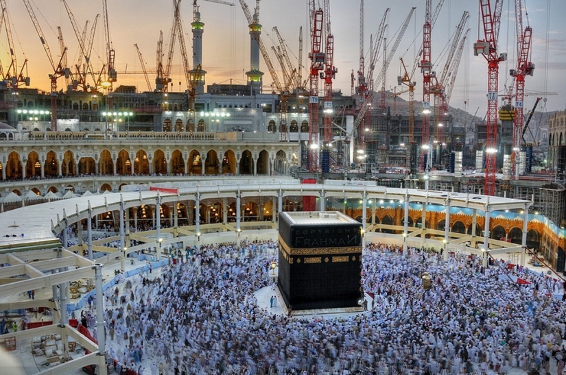 Gigantomanía al estilo saudí: se destruyen santuarios en La Meca para construir hoteles monstruosos