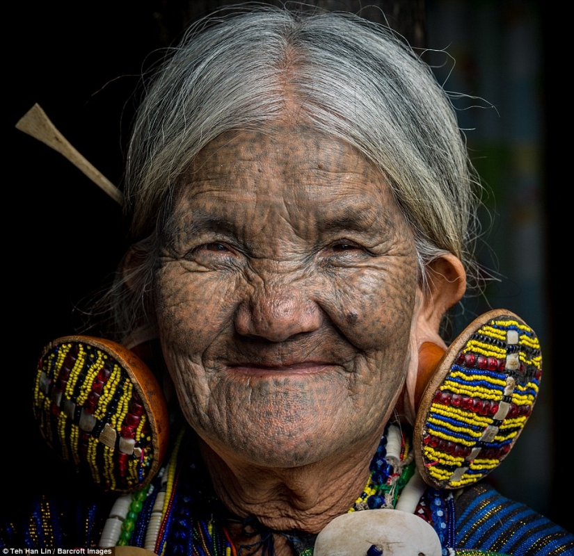 Girls of the Chin people get disfiguring tattoos on their faces so that they are not kidnapped